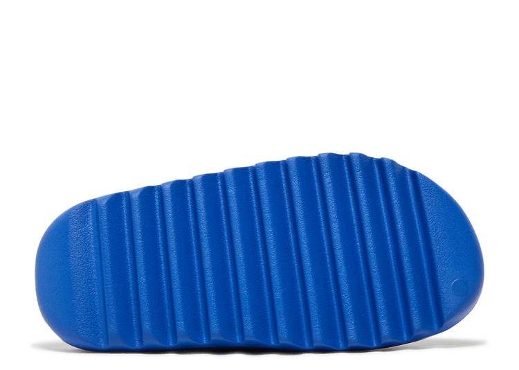 Yeezy Slides "Azure" | MrSneaker