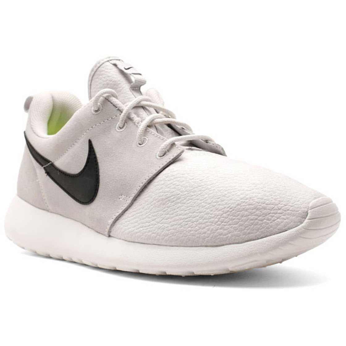 Rosherun Suede | MrSneaker