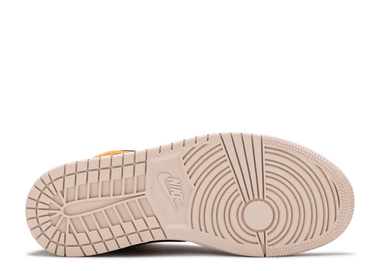 Air Jordan 1 Mid SE "Particle Beige" (Wmns) (2021) | MrSneaker