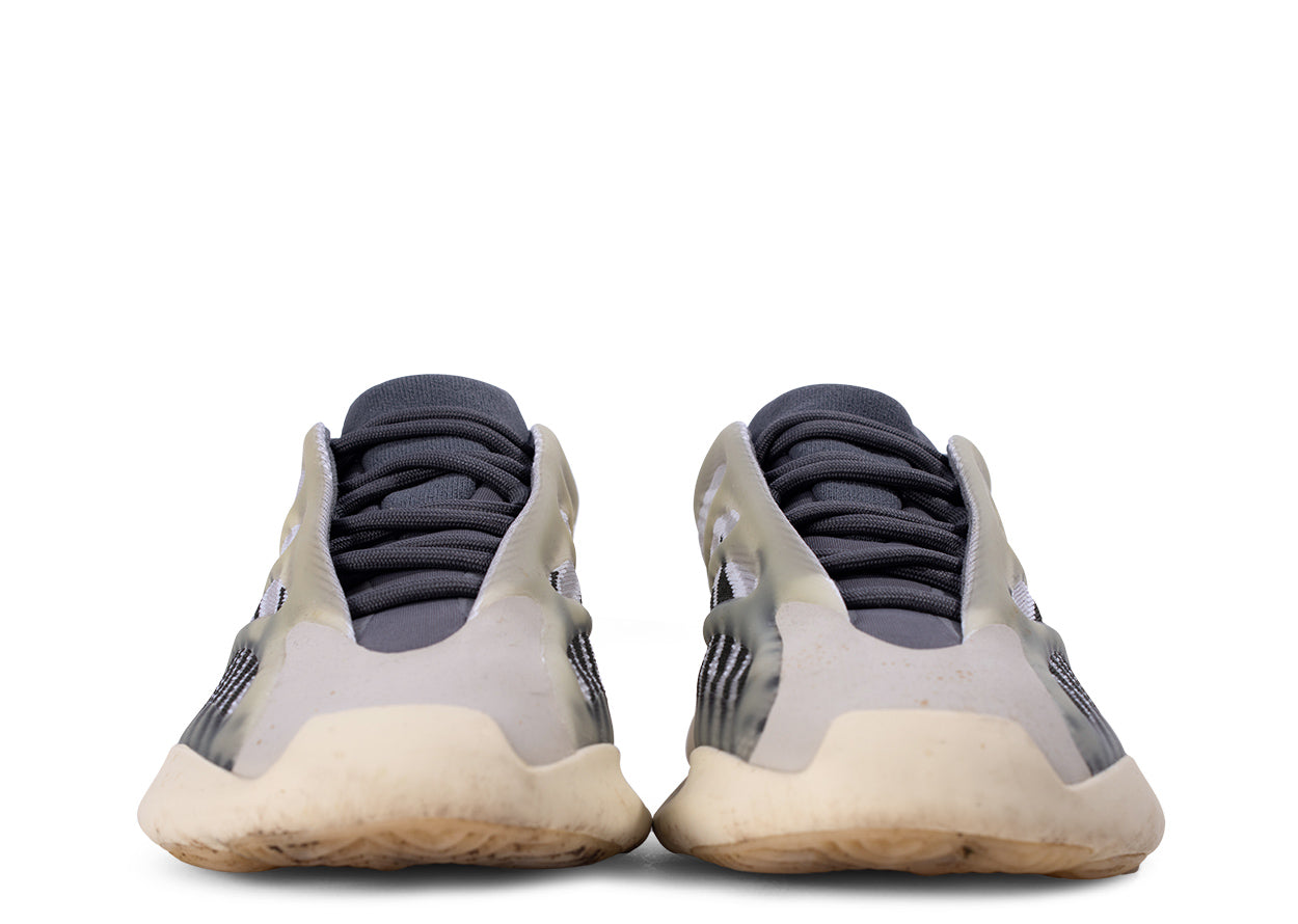 Pre-owned Yeezy 700 V3 "Fade Salt" | MrSneaker