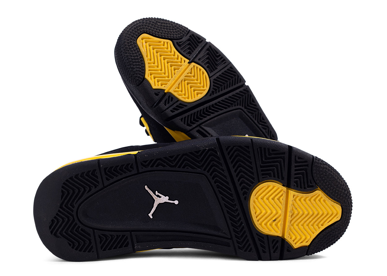 Pre-owned Air Jordan 4 Retro “Thunder” (GS/Junior) (2023) UK4.5 | MrSneaker