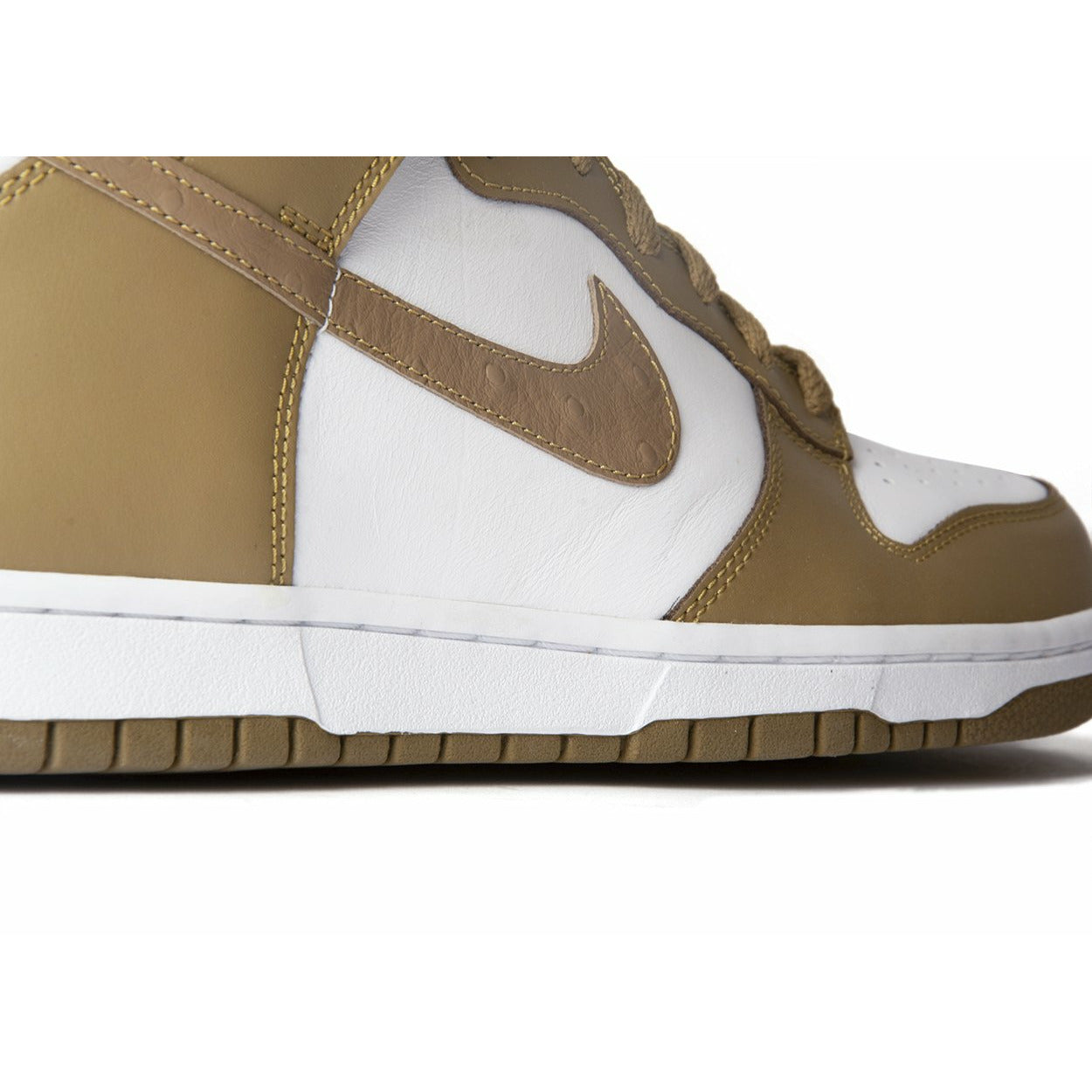 Dunk High "Ostrich Swoosh Pack-Brown Kelp" | MrSneaker