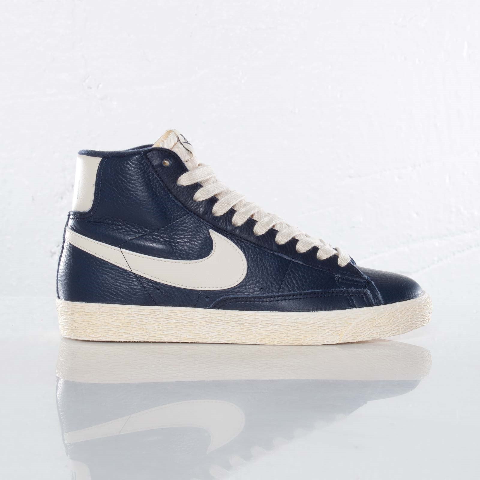 Blazer Mid Lthr Vntg "Obsidian" (Wmns) | MrSneaker