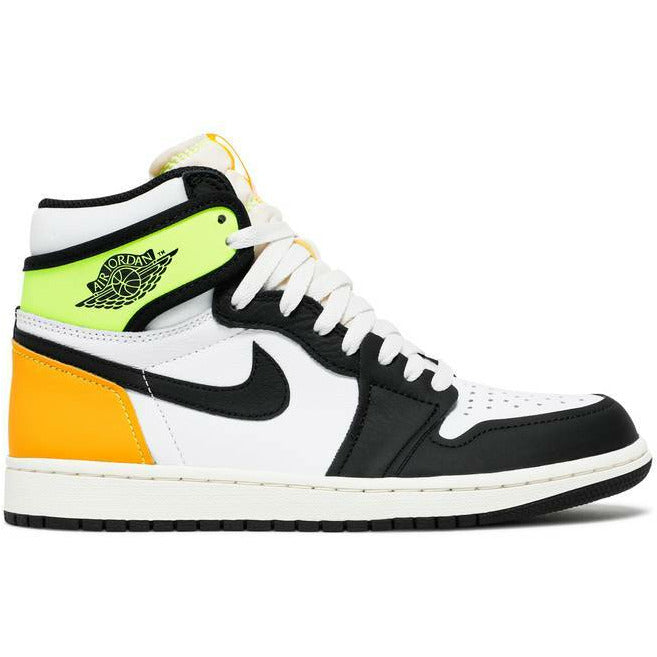 Air Jordan 1 Retro High "Volt Gold" (2021) | MrSneaker