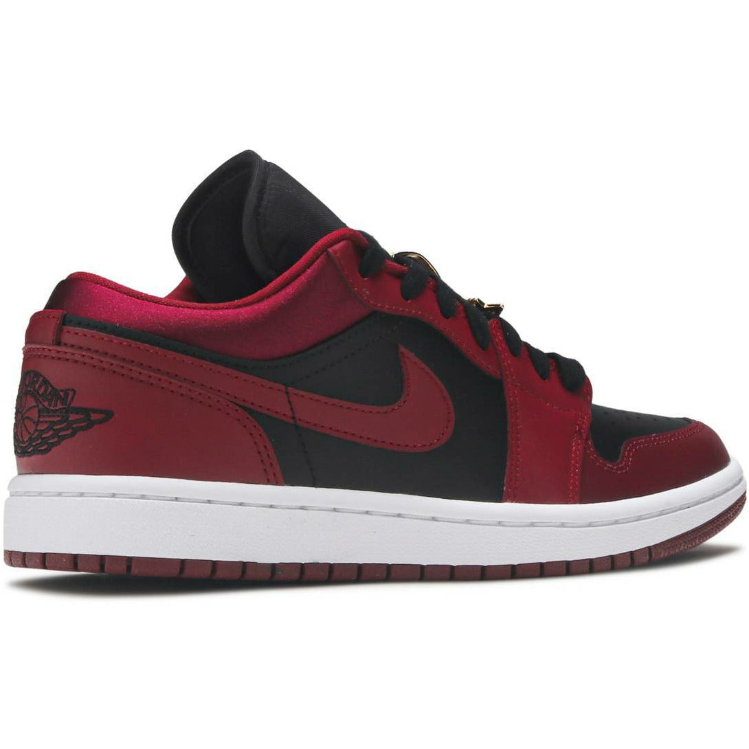 Air Jordan 1 Low Dark Beetroot Black (Wmns) (2021) | MrSneaker
