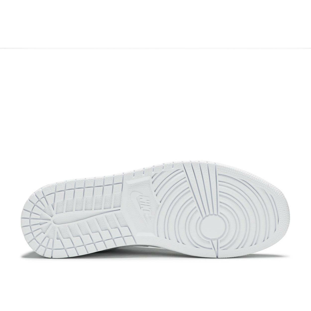 Air Jordan 1 Low "Triple White" Tumbled Leather (2020) | MrSneaker