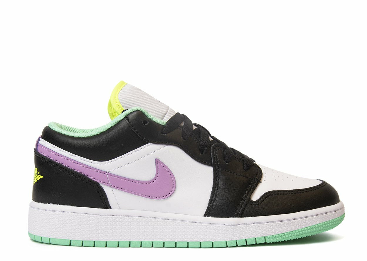 Air Jordan 1 Low "White Violet Shock" (GS/Juniors) (2021) | MrSneaker