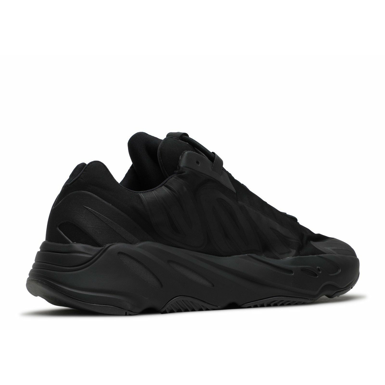 Yeezy Boost 700 MNVN "Triple Black" (2020) | MrSneaker