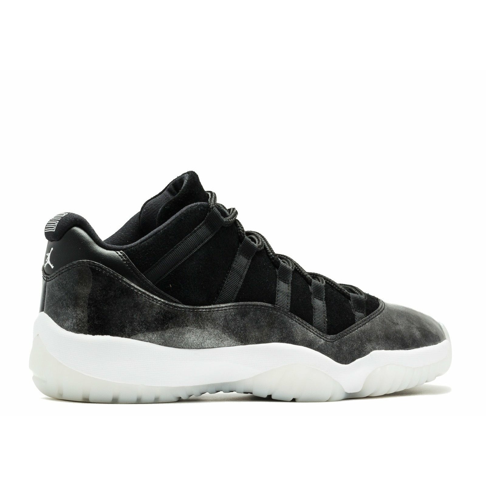 Air Jordan 11 Retro Low "Barons" (2017) | MrSneaker