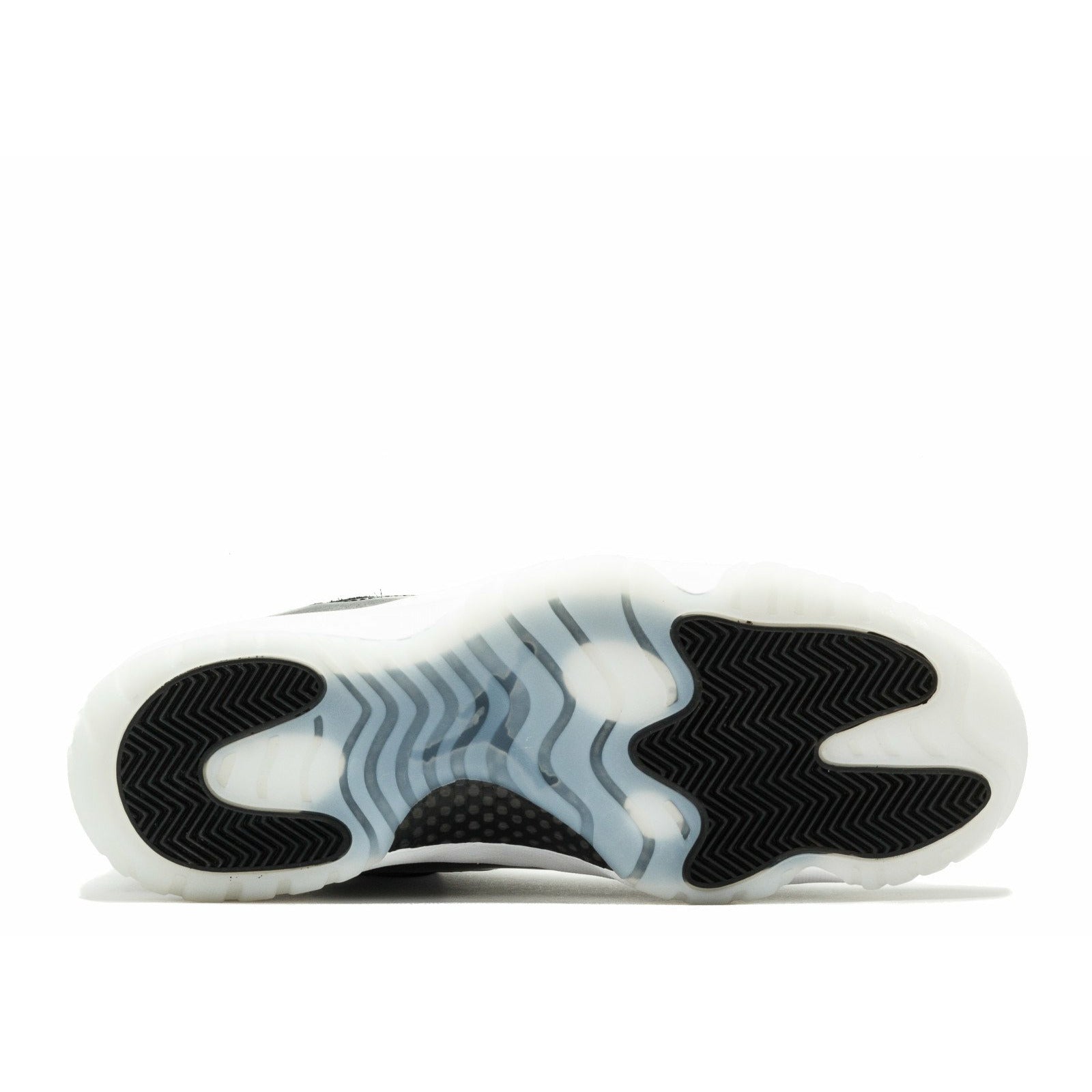 Air Jordan 11 Retro Low "Barons" (2017) | MrSneaker