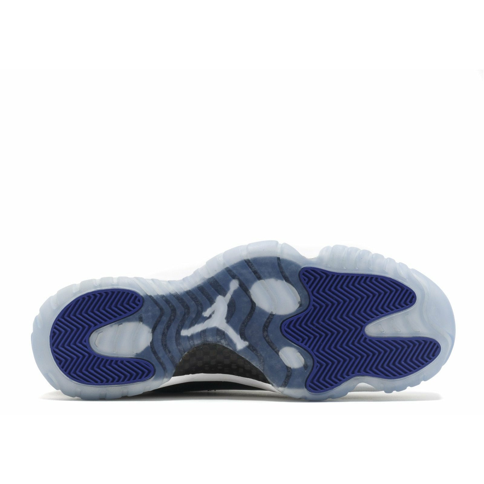 Air Jordan 11 Retro "Space Jam" (2016) | MrSneaker