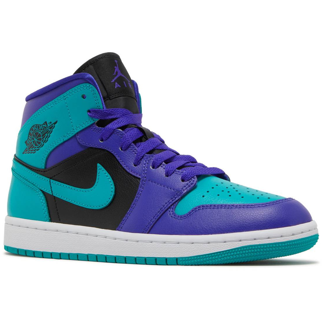 Wmns Air Jordan 1 Mid "Black Grape" (2022) | MrSneaker