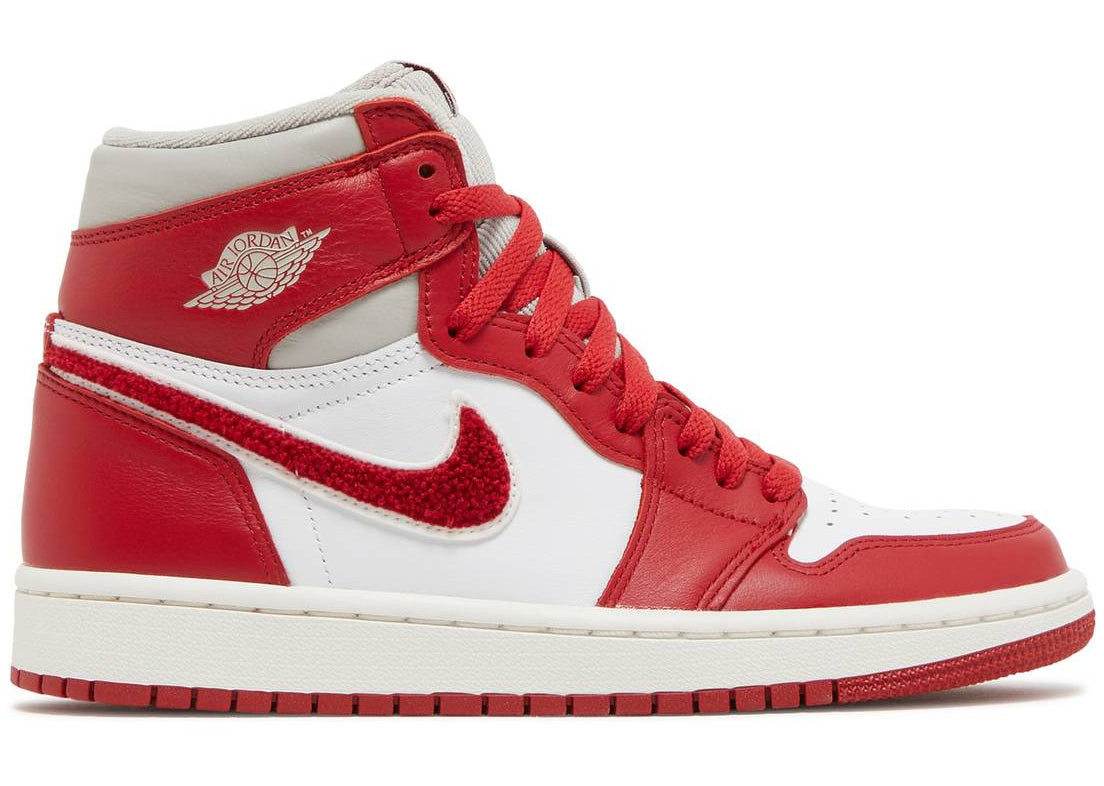 Air Jordan 1 Retro High OG "Newstalgia Chenille" (Wmns) (2022) | MrSneaker