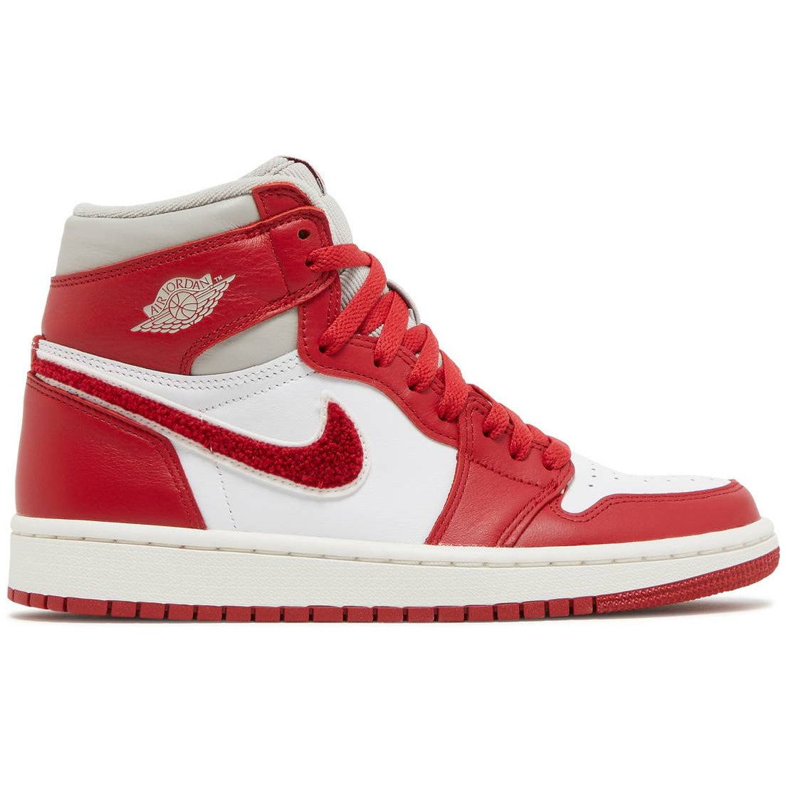Air Jordan 1 Retro High OG "Newstalgia Chenille" (Wmns) (2022) | MrSneaker