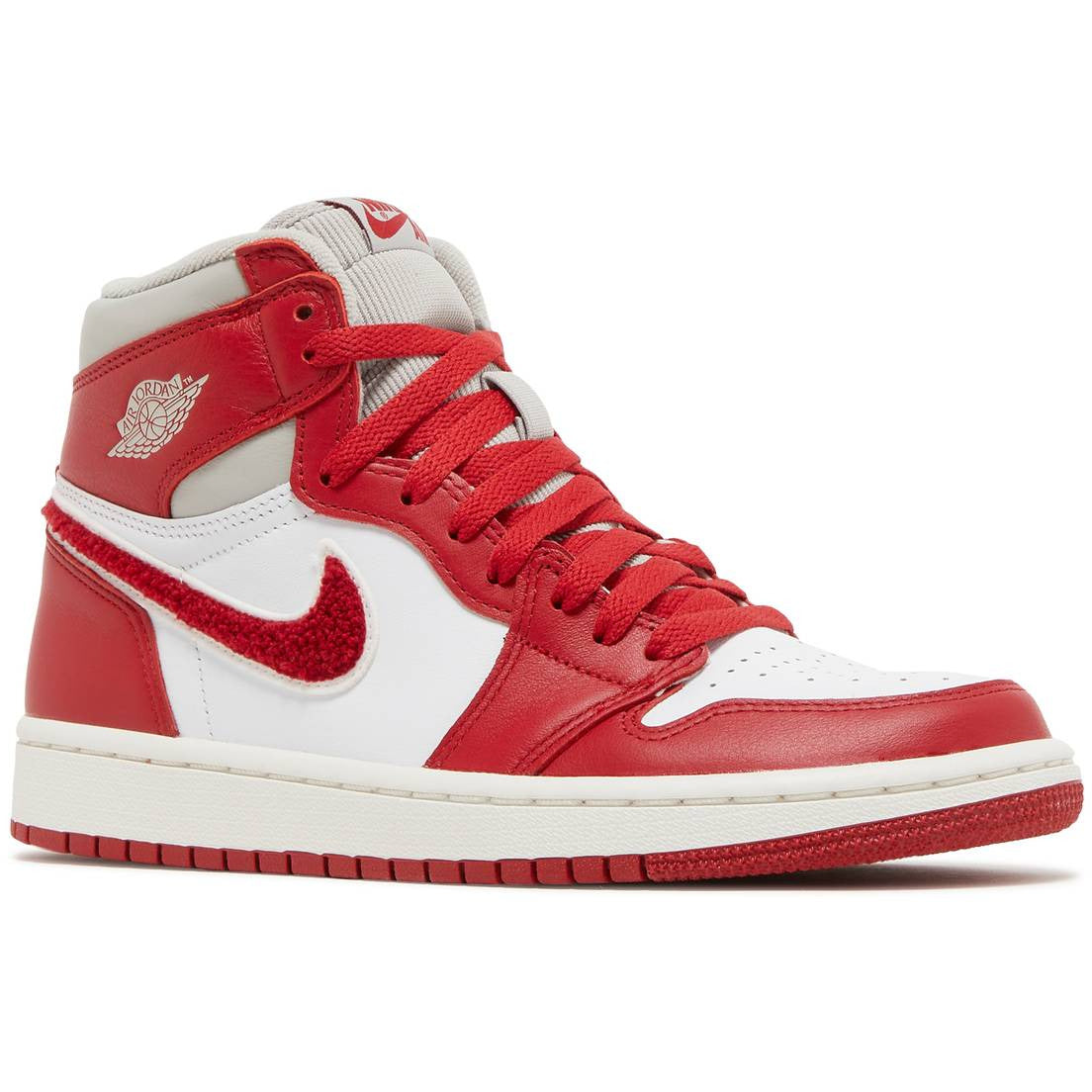Air Jordan 1 Retro High OG "Newstalgia Chenille" (Wmns) (2022) | MrSneaker