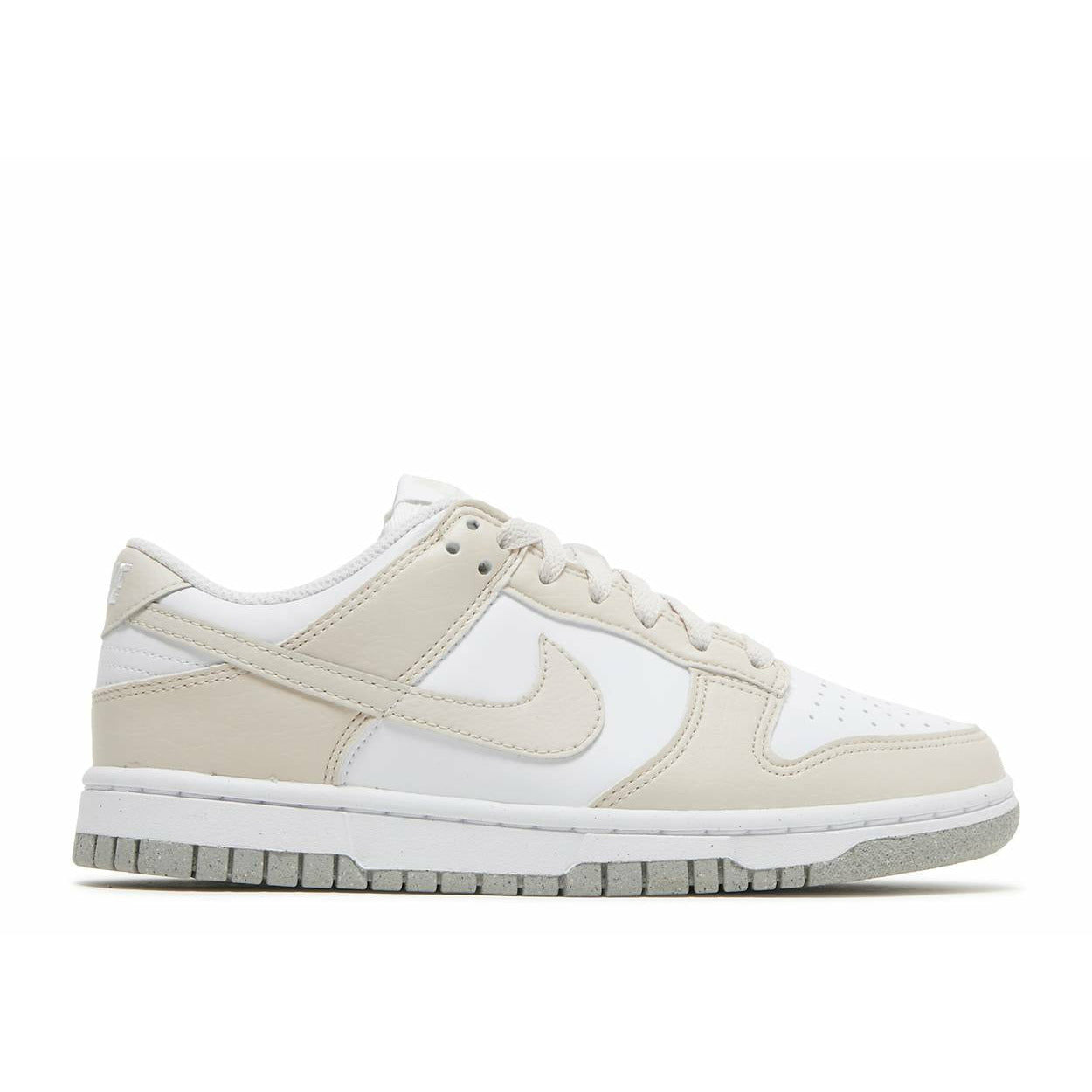 Dunk Low "Next Nature" (Wmns) (2022) | MrSneaker