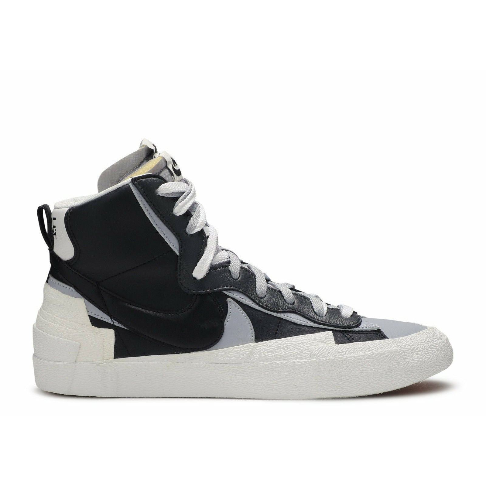 Sacai X Blazer Mid "Black Grey" (2019) | MrSneaker