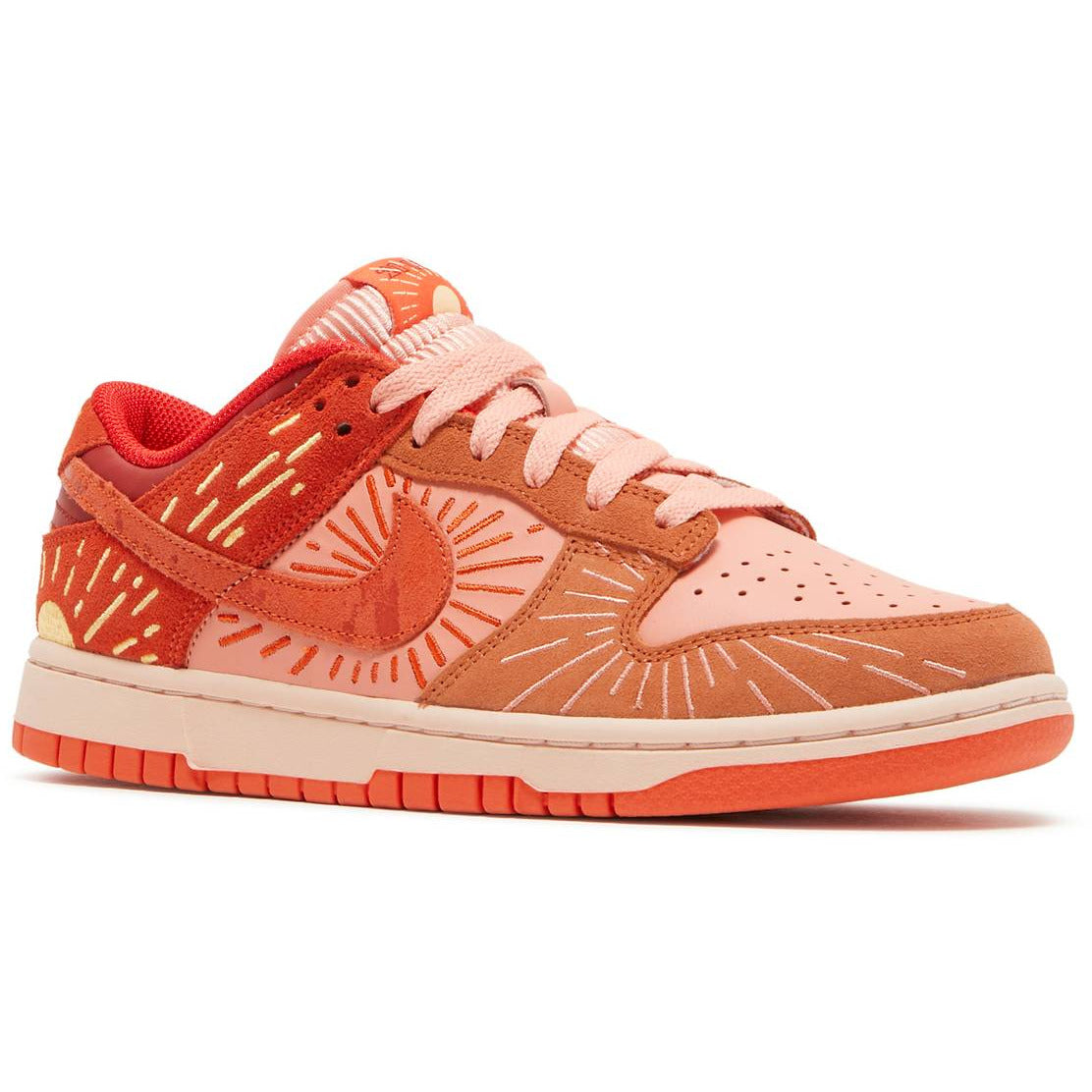 Dunk Low "Winter Solstice" (Wmns) (2021) | MrSneaker