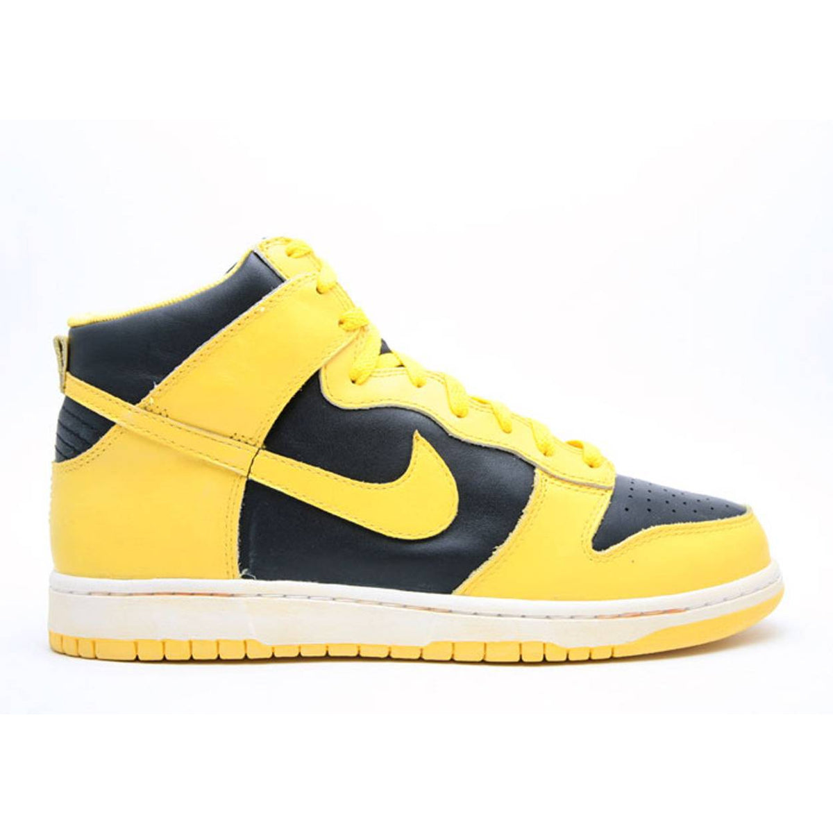 Dunk High "QK Vintage Varsity Maize" (2007) | MrSneaker
