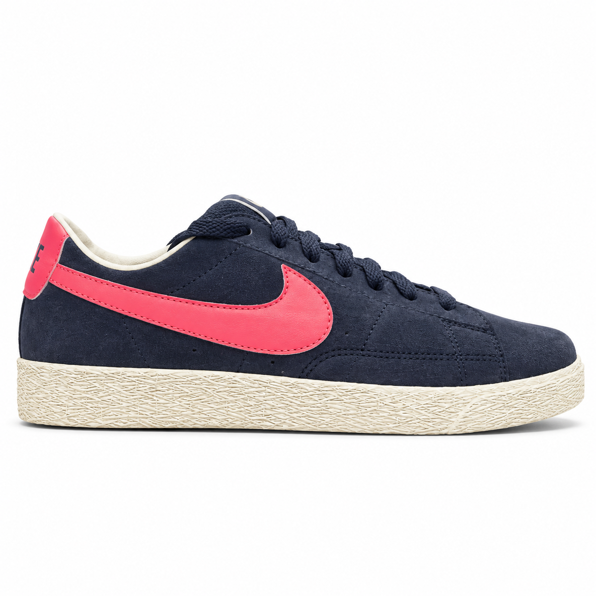 Blazer Low 'Dark Obsidian Dynamic Pink' (GS/Juniors)