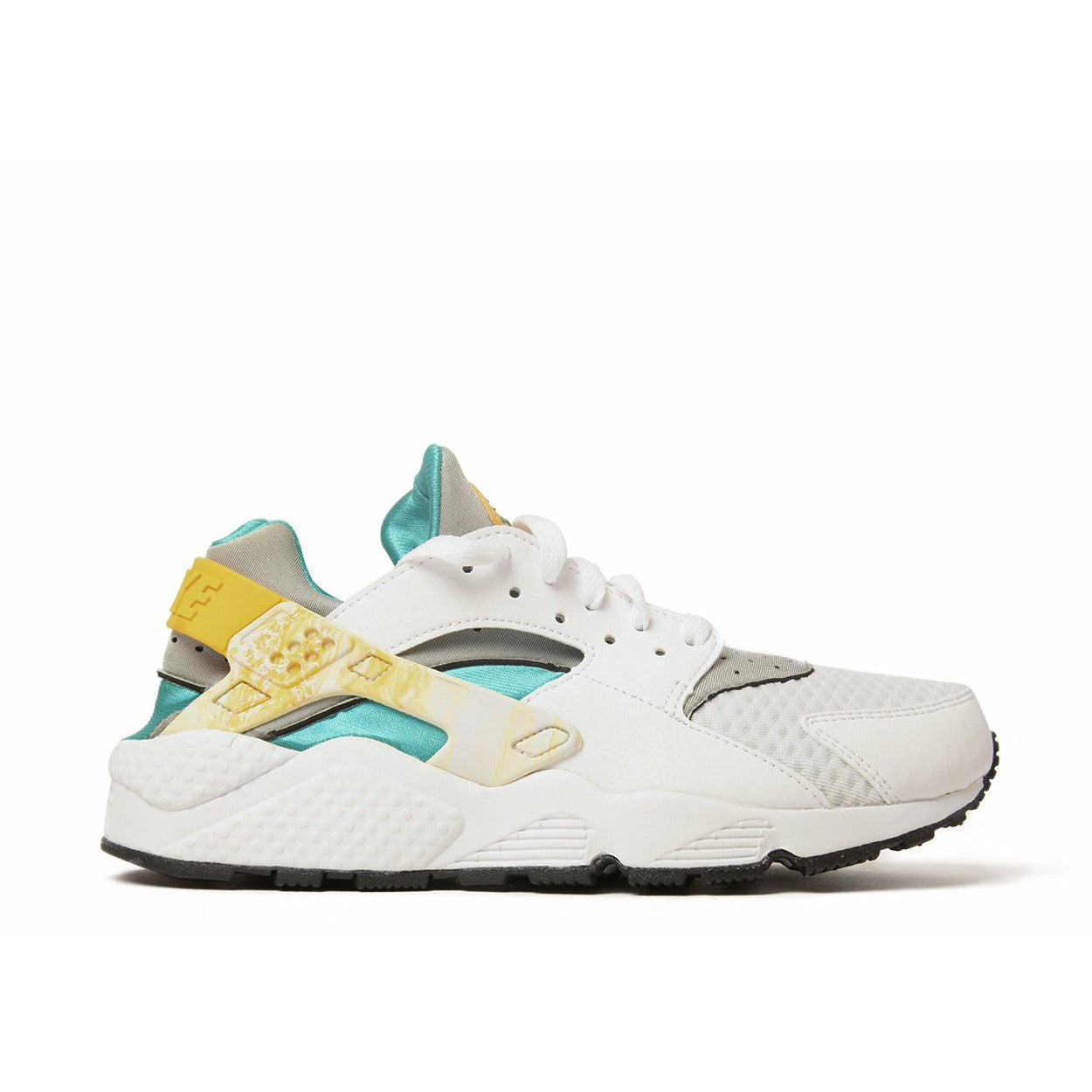 Air Huarache "White Atomic Orange" (Wmns) (2015) | MrSneaker