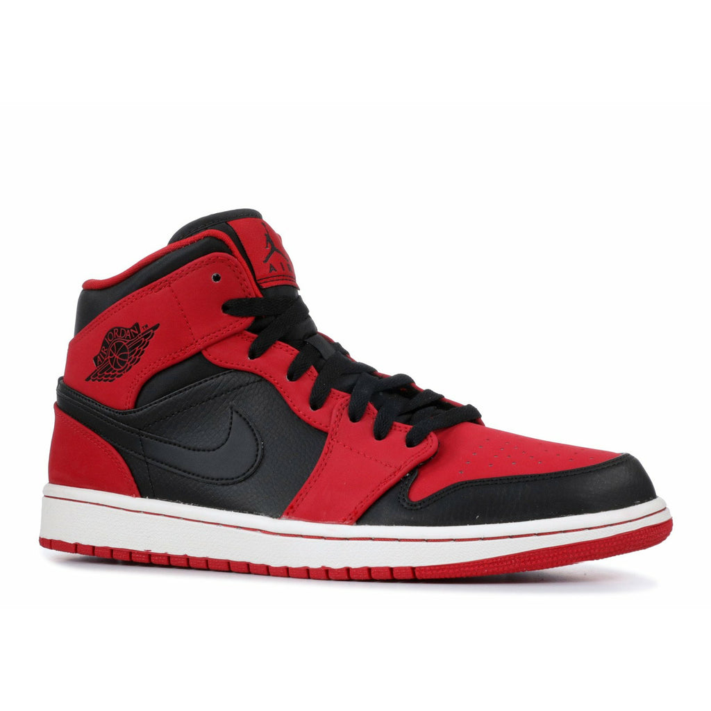 Air Jordan-Air Jordan 1 Mid "Bred"-Air Jordan 1 Mid "Bred" SneakersProduct code: 554724-005 Colour: Black/Black-Gym Red Year of release: 2019| MrSneaker is Europe's number 1 exclusive sneaker store.-mrsneaker