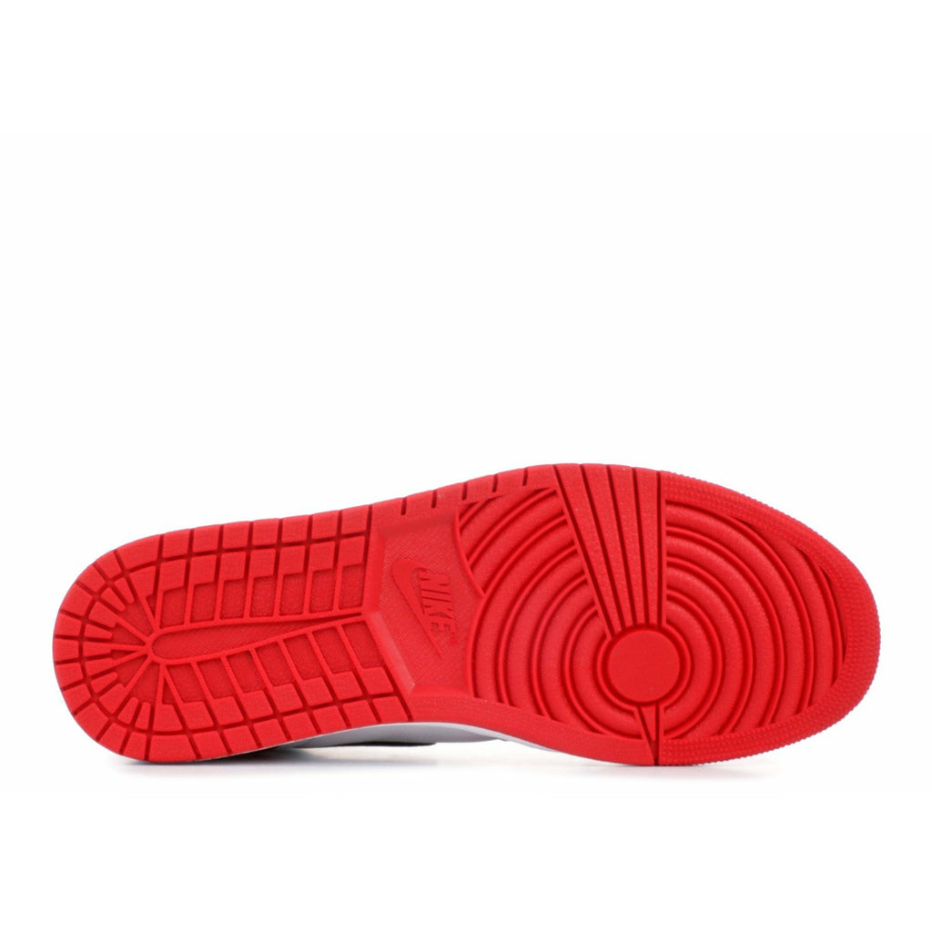 Air Jordan-Air Jordan 1 Retro High OG "Homage To Home"-861428-061-12-C12B-Air Jordan 1 Retro High OG "Homage To Home" SneakersProduct code: 861428-061 Colour: Black/University Red-White Year of release: 2018| MrSneaker is Europe's number 1 exclusive sneaker store.-mrsneaker