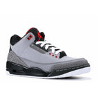 Air Jordan 3 Retro "Stealth" (2011) | MrSneaker