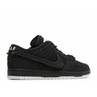 Gnarhunters x Dunk Low SB 'Black' (2022) | MrSneaker