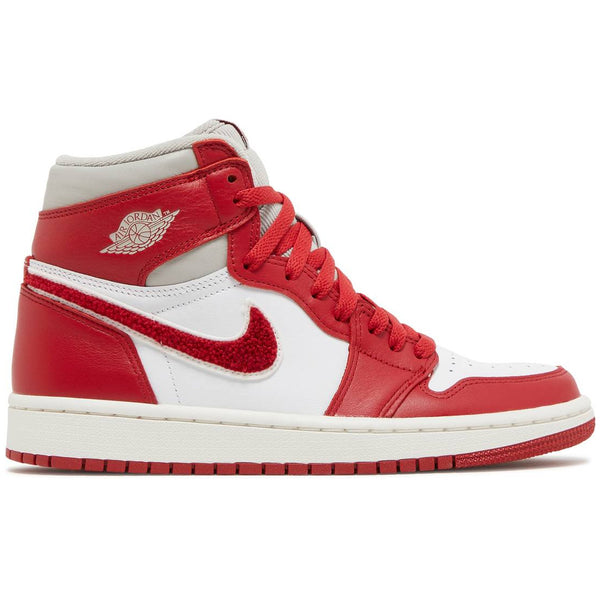 Air Jordan 1 Retro High OG 'Newstalgia Chenille' (2022) (Wmns)
